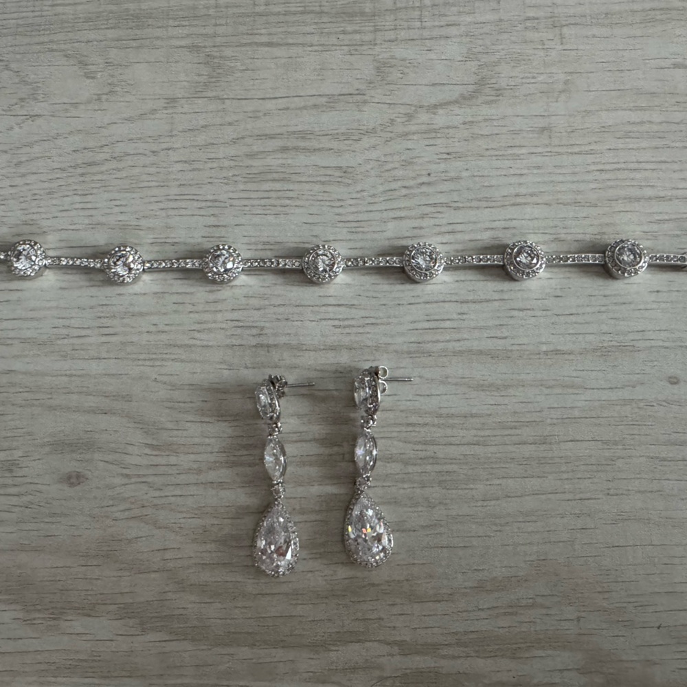 Eliot Danori Elegant crystals Jewelry Set